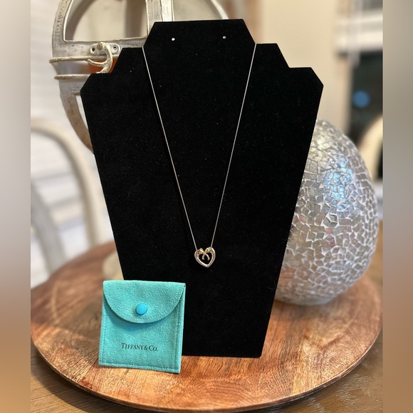 Tiffany & Co. Silver Heart Necklace with bow - Picture 1 of 9